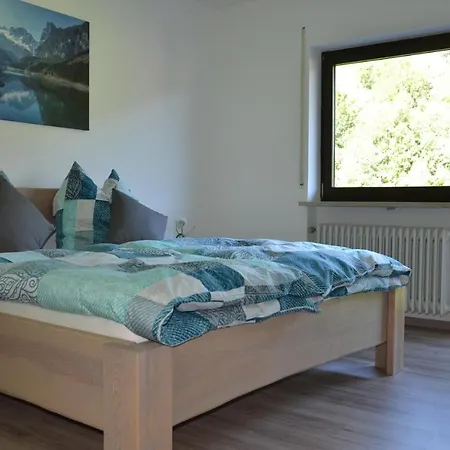 Tuechersfeld 3*