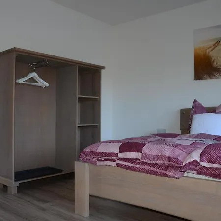 Tuechersfeld 3*